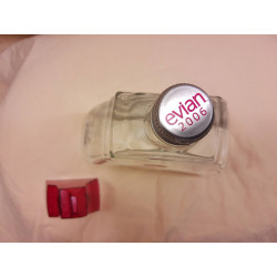 Collector bouteille 1 litre d'eau minérale Evian année 2006