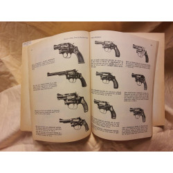 Livre Pistol and revolver guide (anglais)
