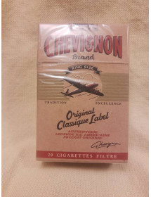 paquet neuf de cigarette de marque CHEVIGNON