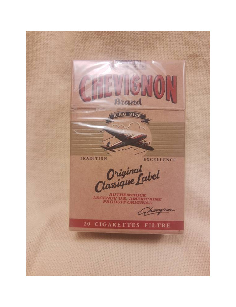 paquet neuf de cigarette de marque CHEVIGNON